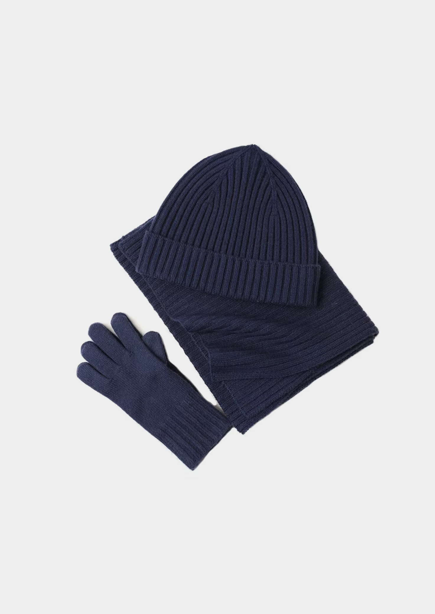 100% Cashmere Winter Essentials Set – Gloves, Hat & Scarf