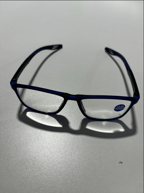 Ultralight Reading Glasses for Women & Men – Niman