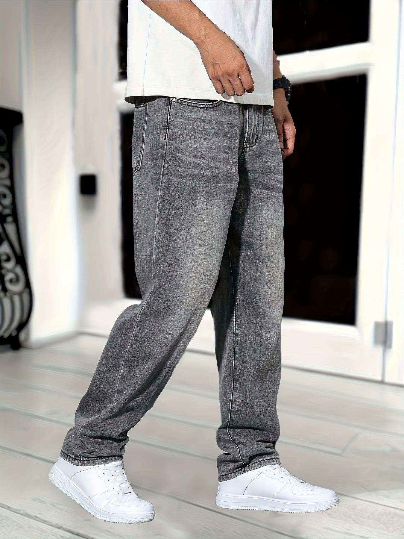 Thijs | Classic Denim Jeans with Straight Fit – Durable, Timeless, and Versatile Everyday Wear