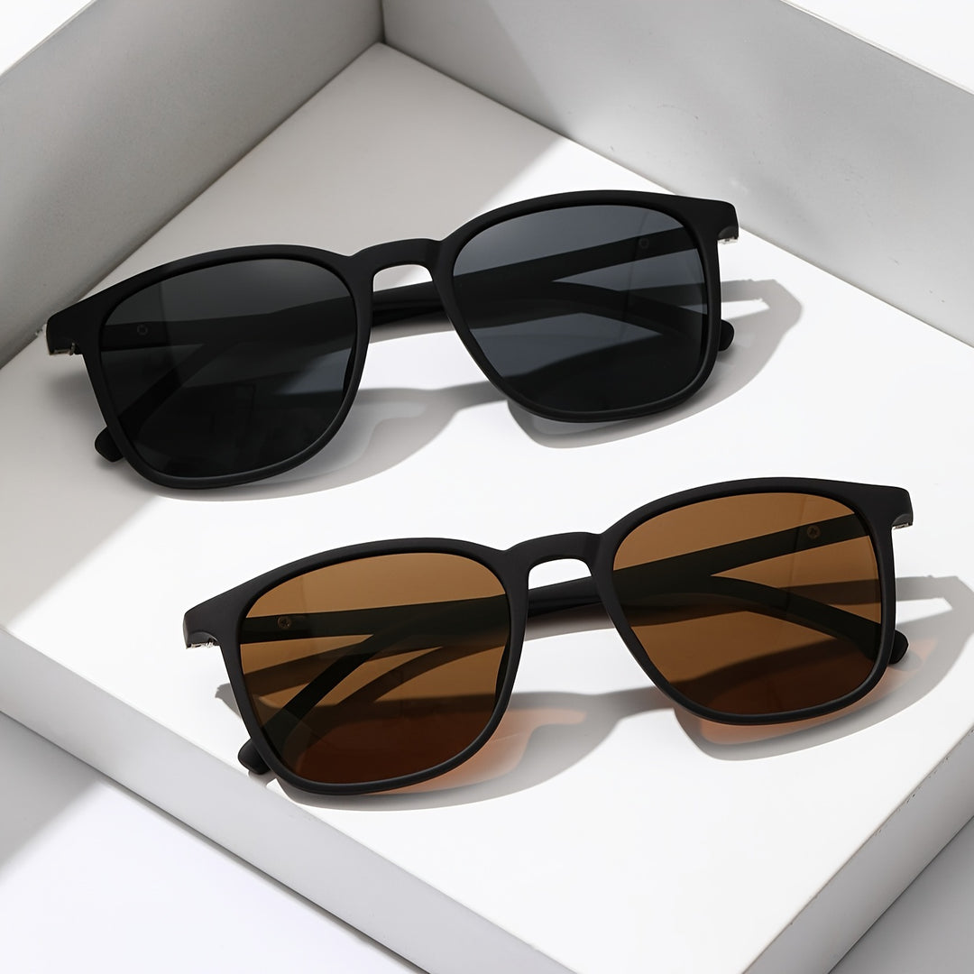 Classic polarized sunglasses for men with refined design and UV protection