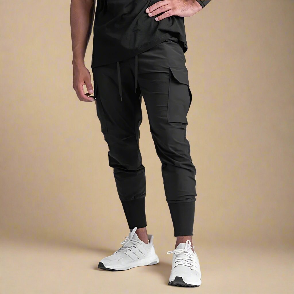 Men's Quick-Dry Cargo Joggers with Tapered Fit and Multiple Pockets