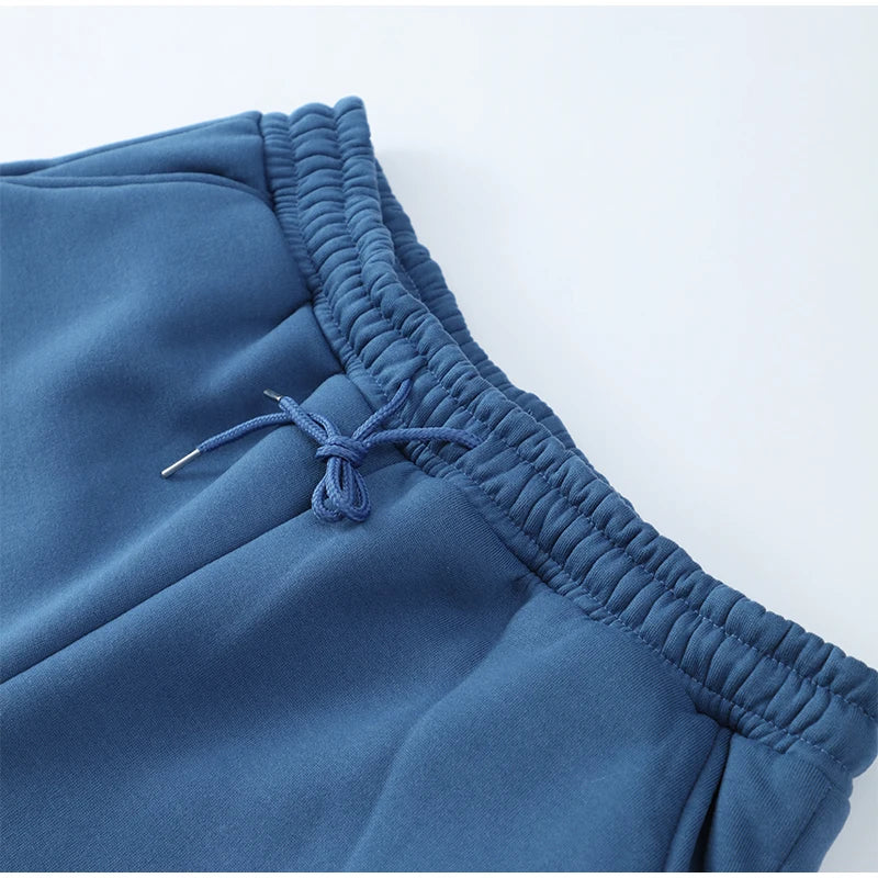 Vero Men’s Tracksuit Set – Stylish and Comfortable Streetwear